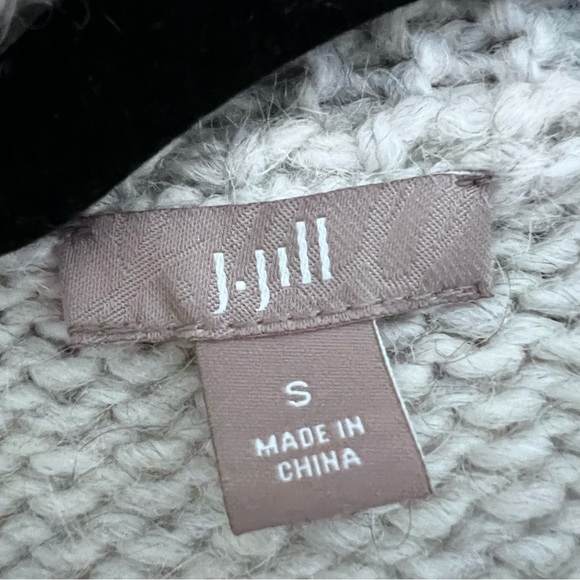 J Jill Chunky Alpaca Blend Cardigan in Dove Gray size Small - Picture 4 of 13